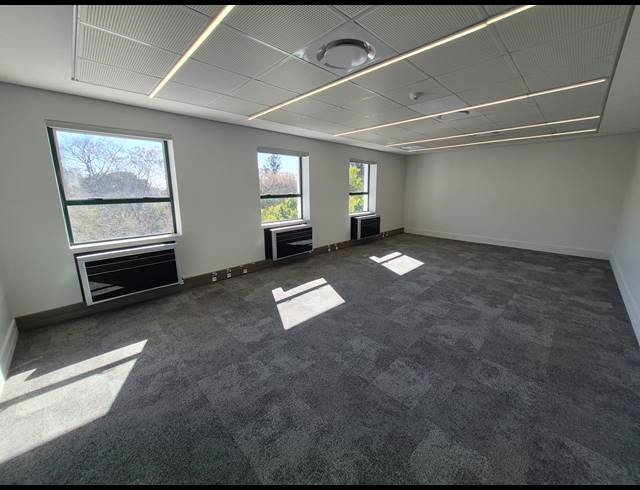 667M² OFFICE TO LET IN WOODMEAD